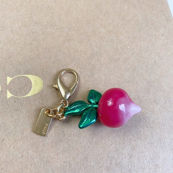New ! Coach radish charm - Picture 5 of 5